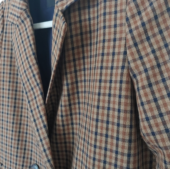 Caldwell Double-Breasted Blazer in Desert Check - Picture 4 of 10